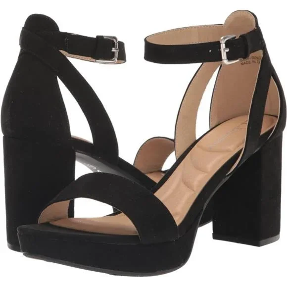 Women's Go On 2 Heeled Sandal - Picture 7 of 8